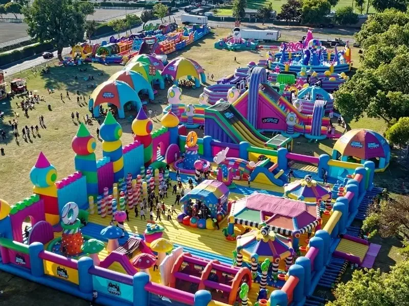 দীর্ঘমেয়াদী বহিরঙ্গন ব্যবহারের জন্য কোন টারপলিন উপাদান বেশি উপযুক্ত?